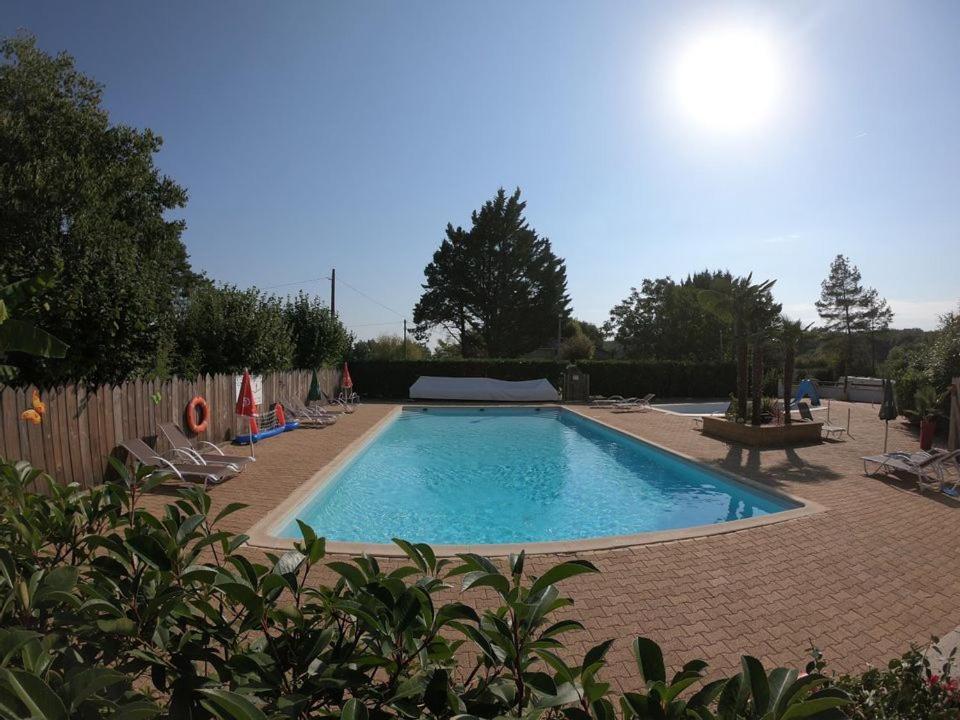 Camping Maeva Escapades Au P'Tit Bonheur Peyrillac-et-Millac Extérieur photo