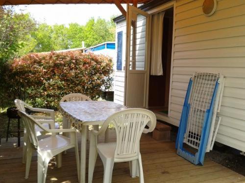 Camping Maeva Escapades Au P'Tit Bonheur Peyrillac-et-Millac Extérieur photo