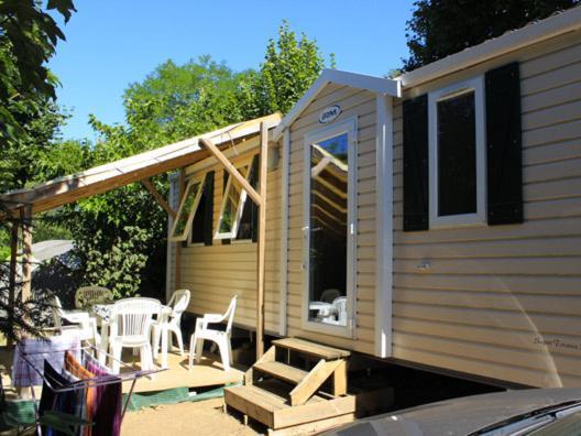 Camping Maeva Escapades Au P'Tit Bonheur Peyrillac-et-Millac Extérieur photo