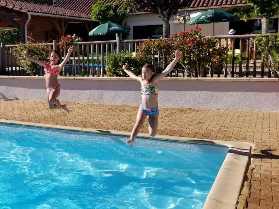 Camping Maeva Escapades Au P'Tit Bonheur Peyrillac-et-Millac Extérieur photo
